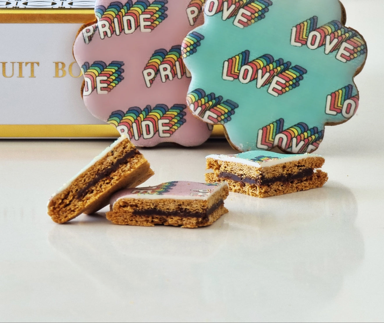Love is Love - Pride Speculoos Biscuits (12pcs)